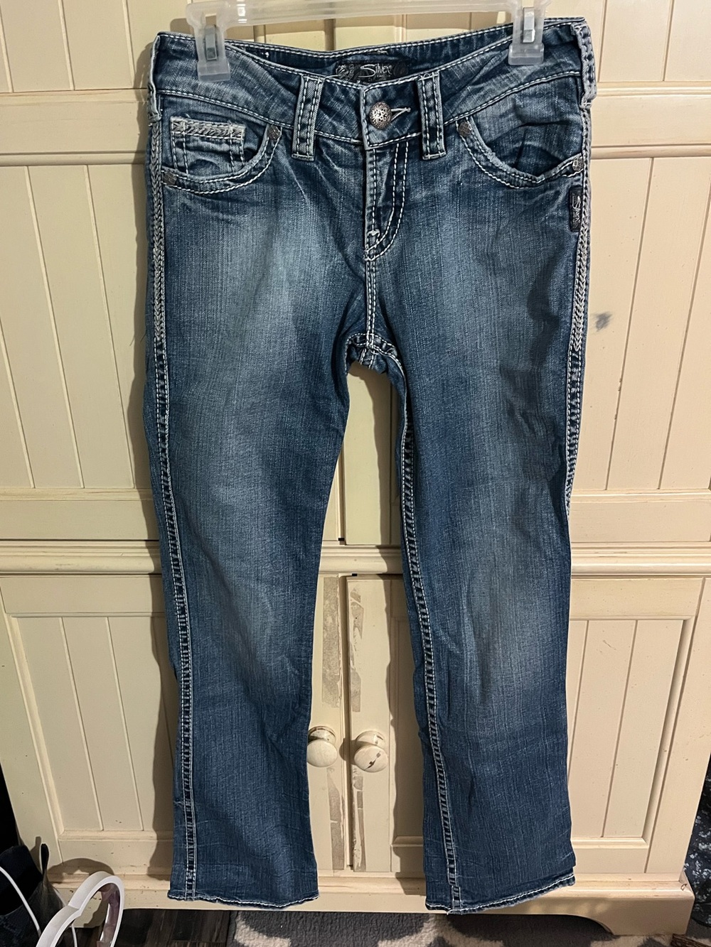 Silver Jeans Co. Suki Flap 17” Slim Boot Cut Jeans